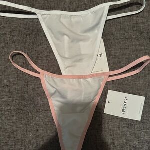 2 Thongs